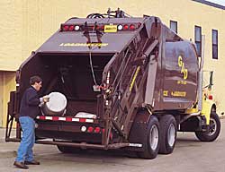 Loadmaster Excel trash truck